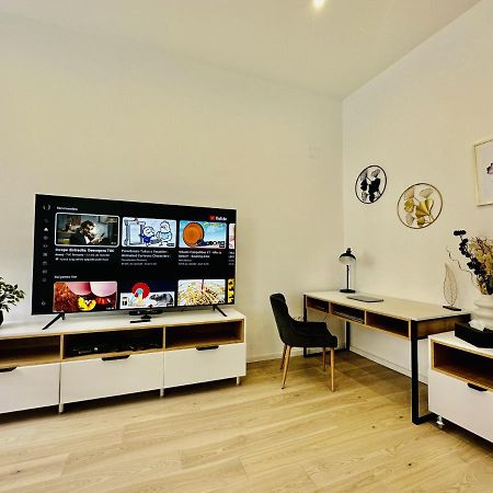 Clever Studio Near Central Shopping Center Kolozsvár Kültér fotó